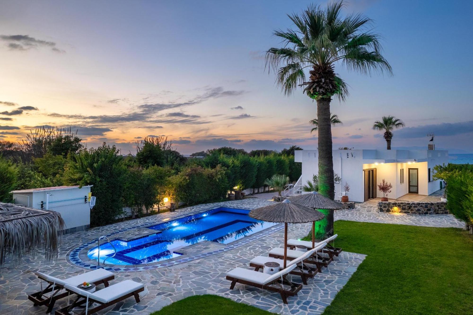 Villa Palmeras Soroni Esterno foto